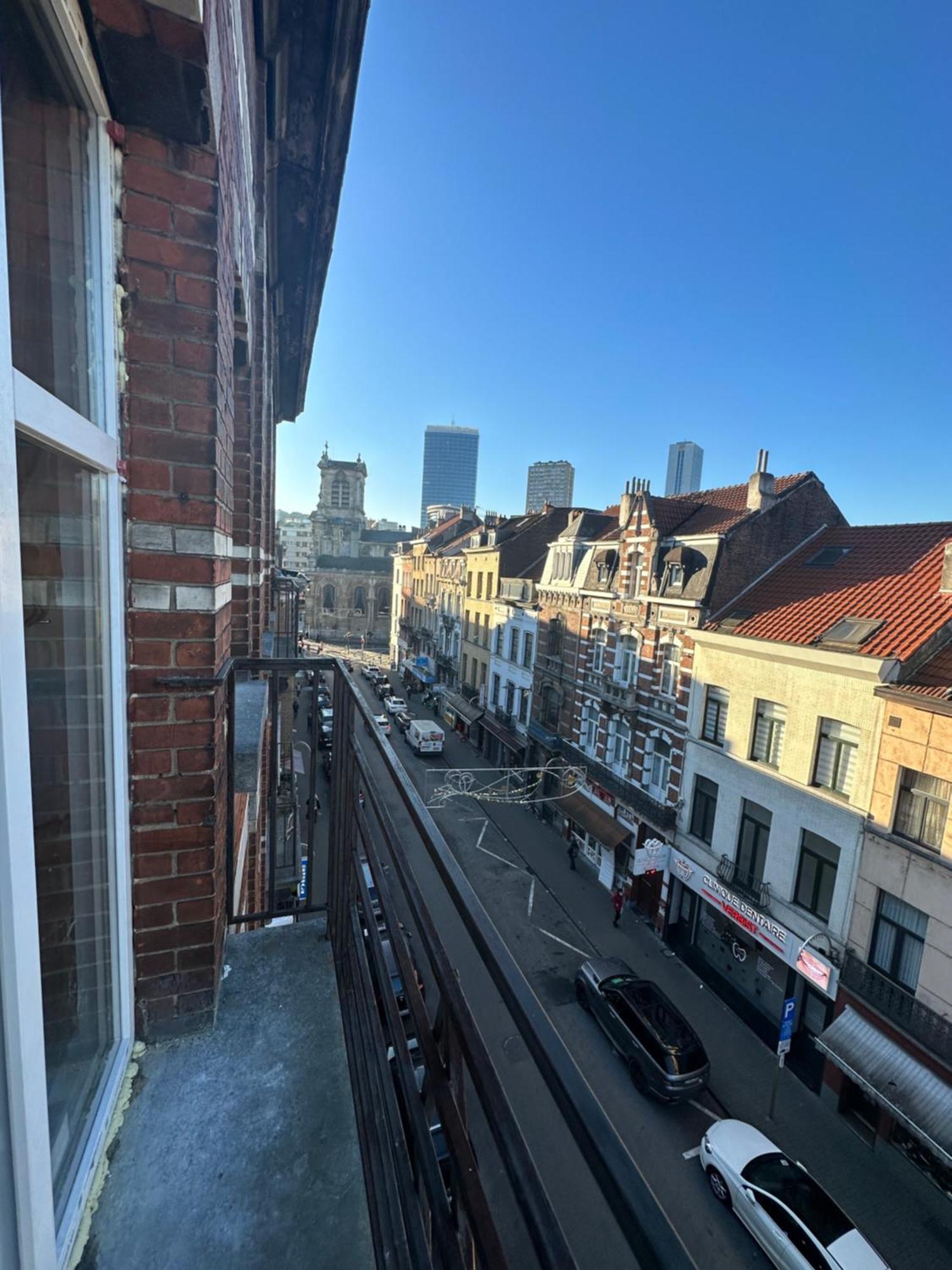 Immeuble Au Coeur De Bruxelles : Vivez L'Experience Unique De La Rue Verbist Exteriör bild